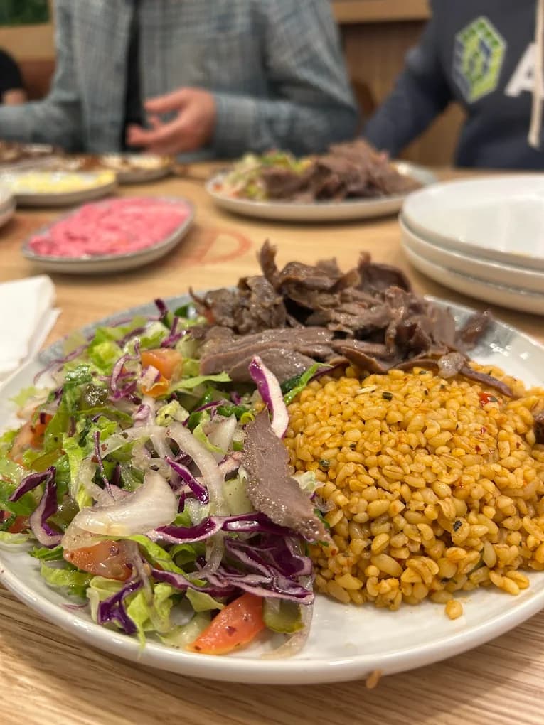 Doner with bulgur plate