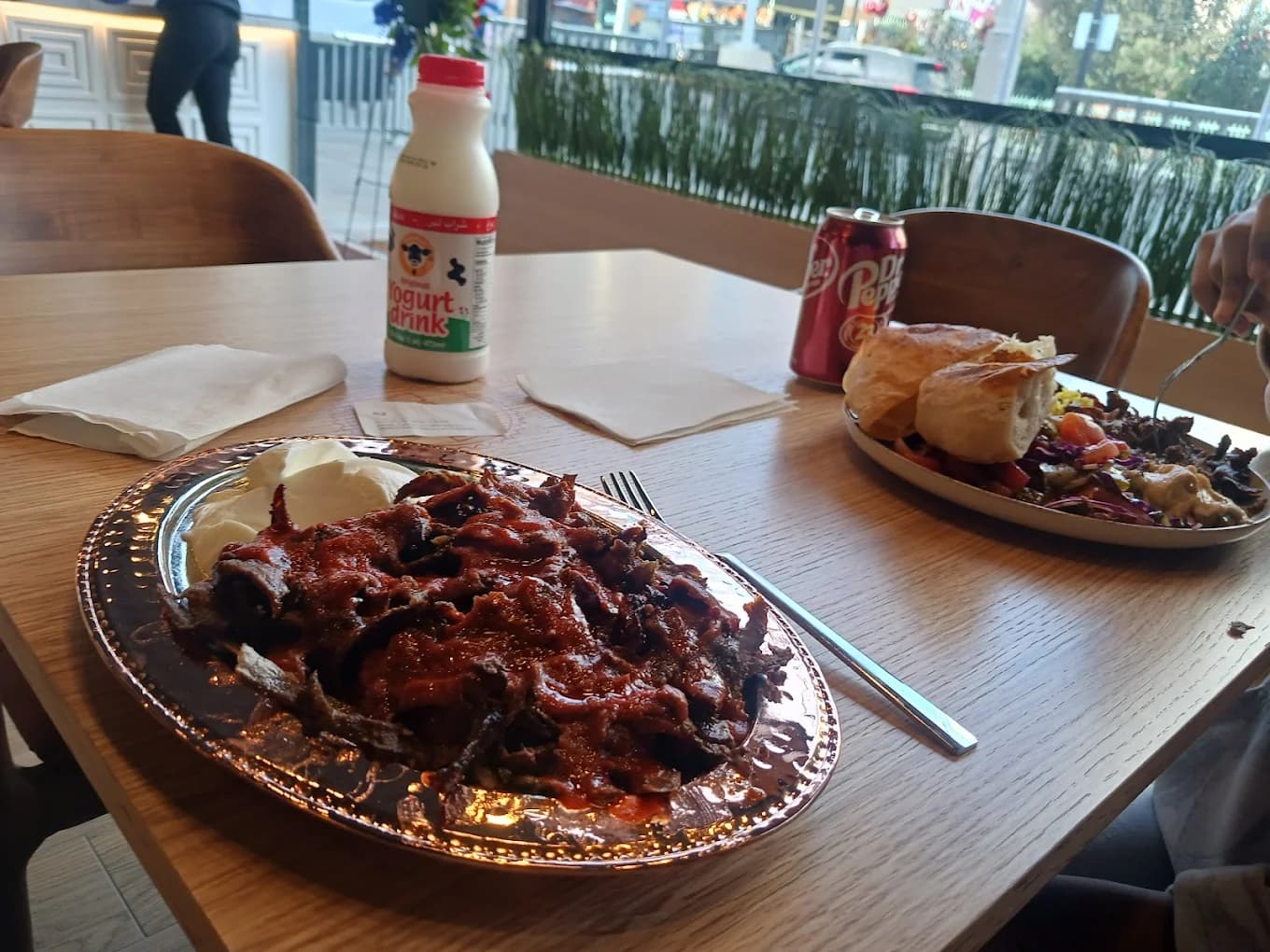 Iskender kebab plate