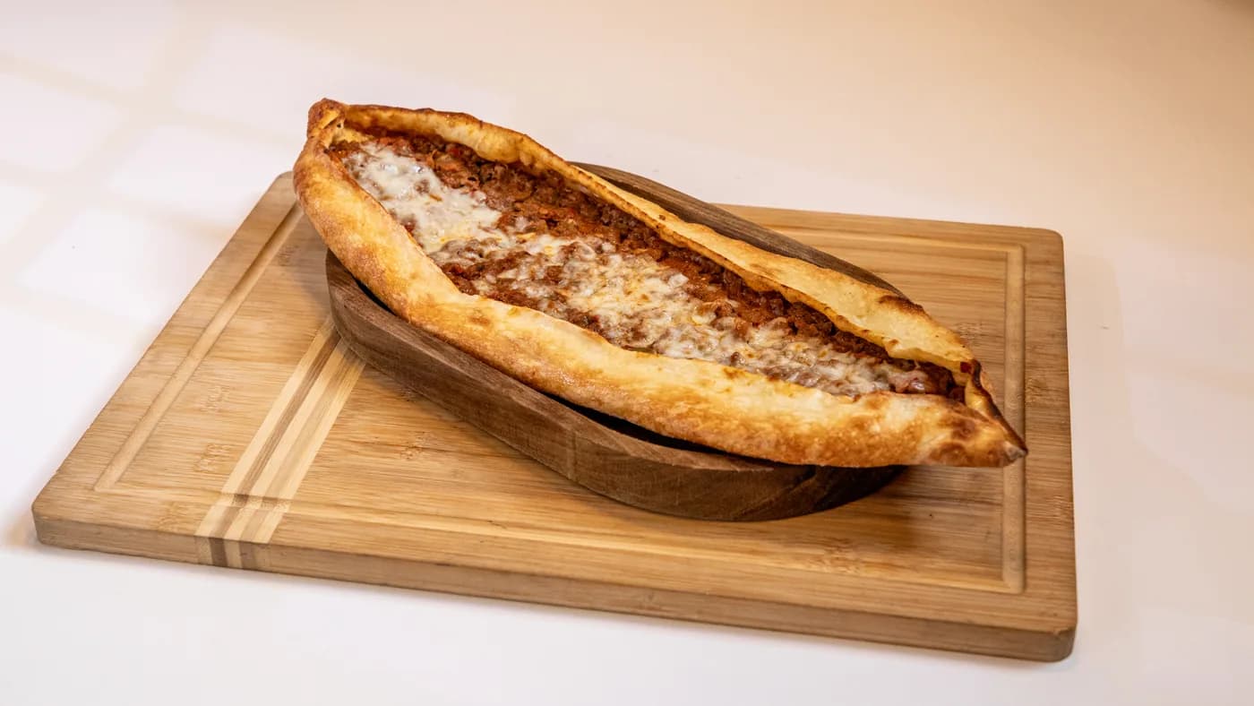 Diced Meat & Cheese Pide